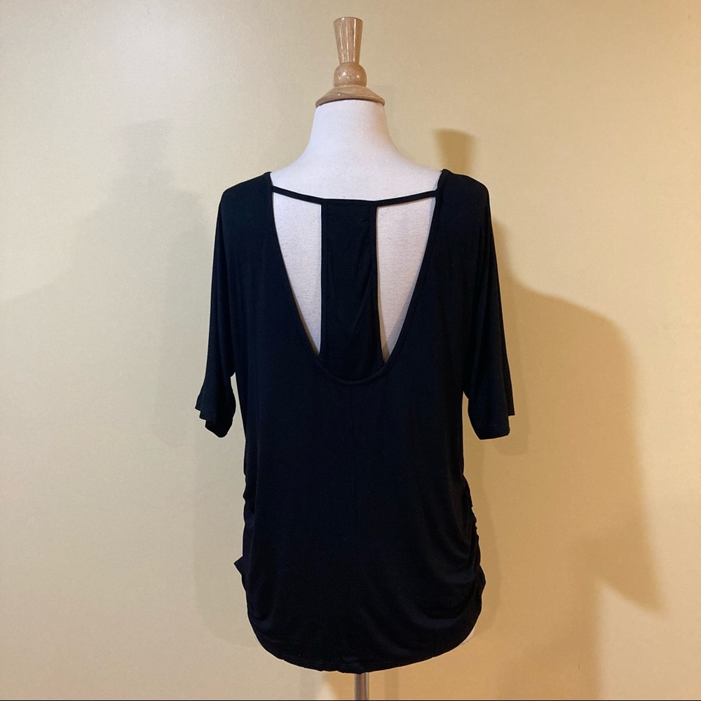 Open Cutout T Back Ruched Sides Drapey Top Black - Picture 2 of 6